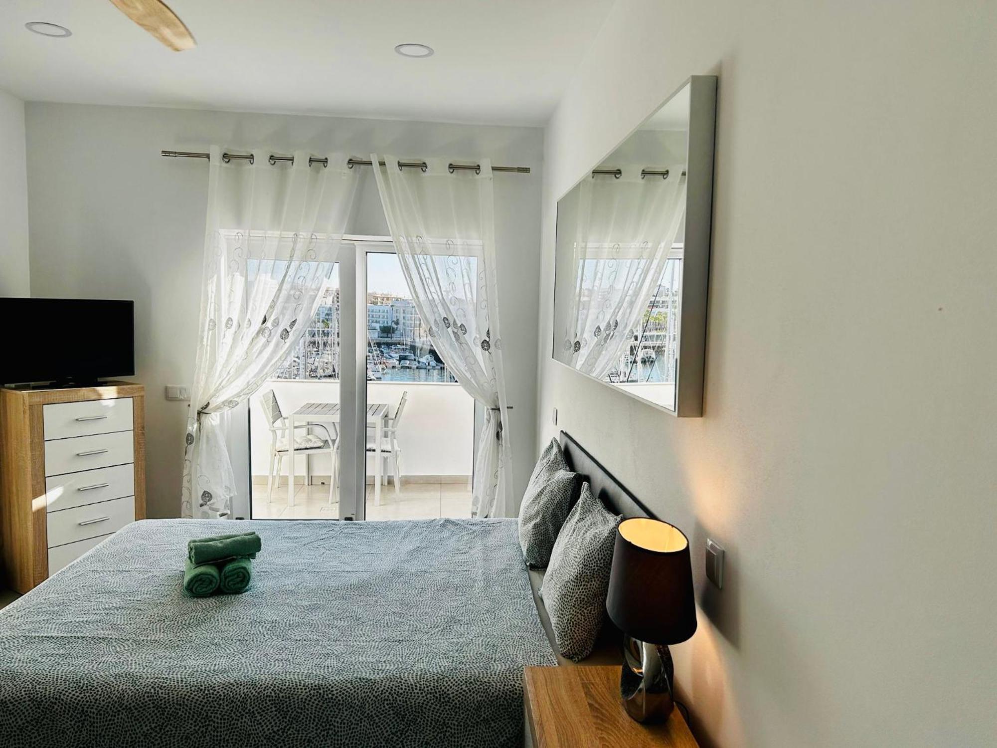 Central Lagos Apt With Marina Views Near Beaches Zewnętrze zdjęcie