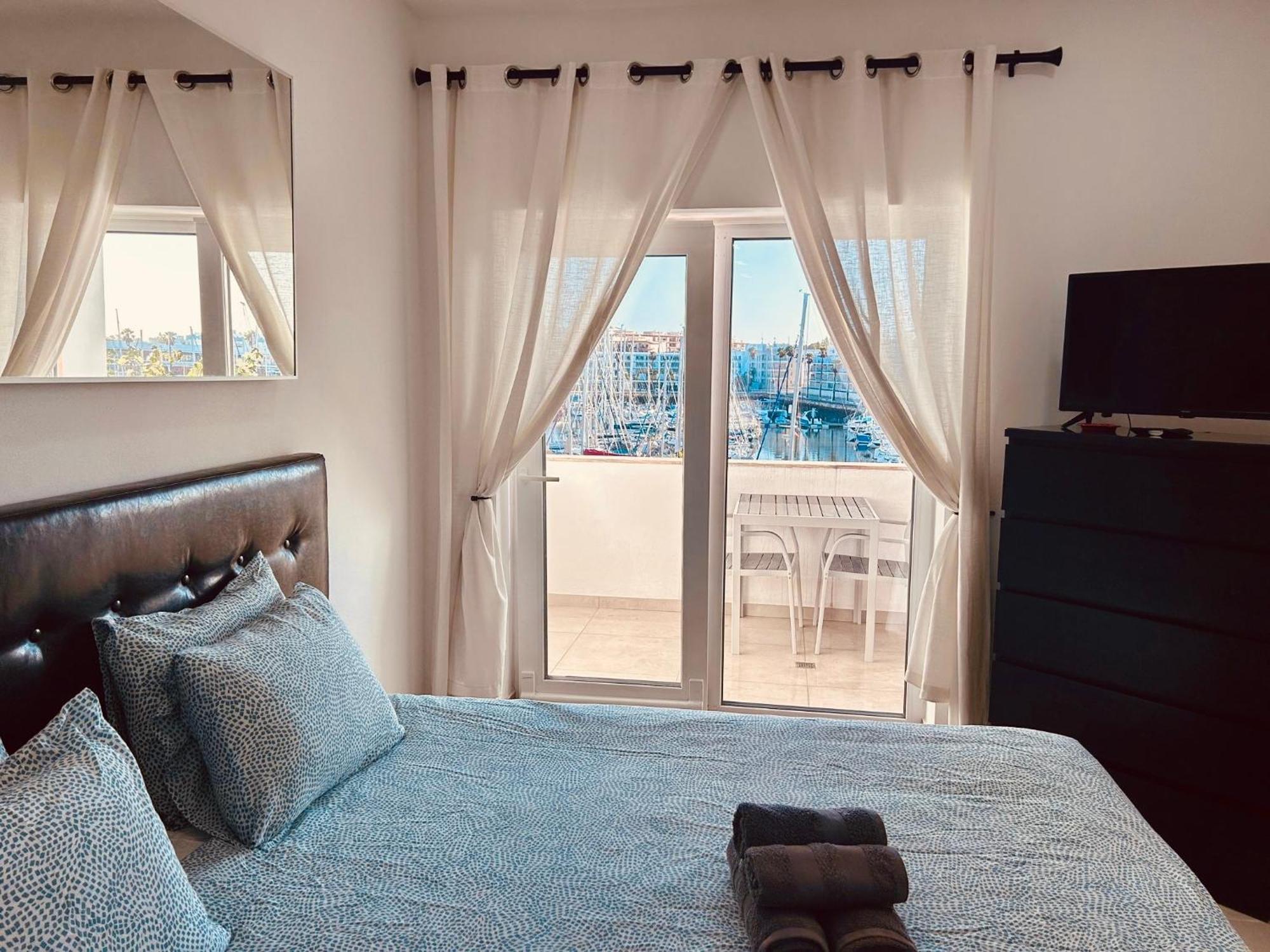 Central Lagos Apt With Marina Views Near Beaches Zewnętrze zdjęcie